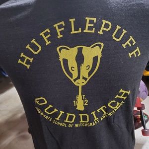Warner Bros. Shirts - Harry Potter Quidditch tshirt Warner Bros. Shirts - Harry Potter Quidditch tshirt